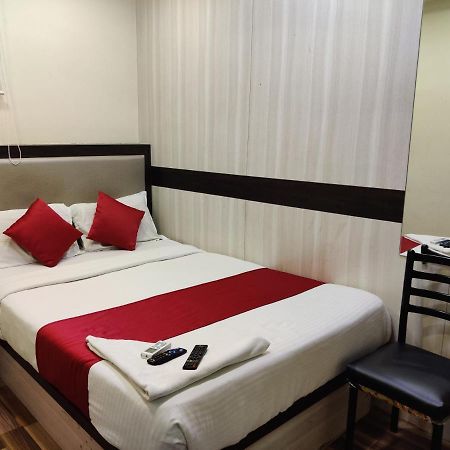 Hotel Happyland Mumbai Exterior foto
