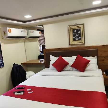 Hotel Happyland Mumbai Exterior foto