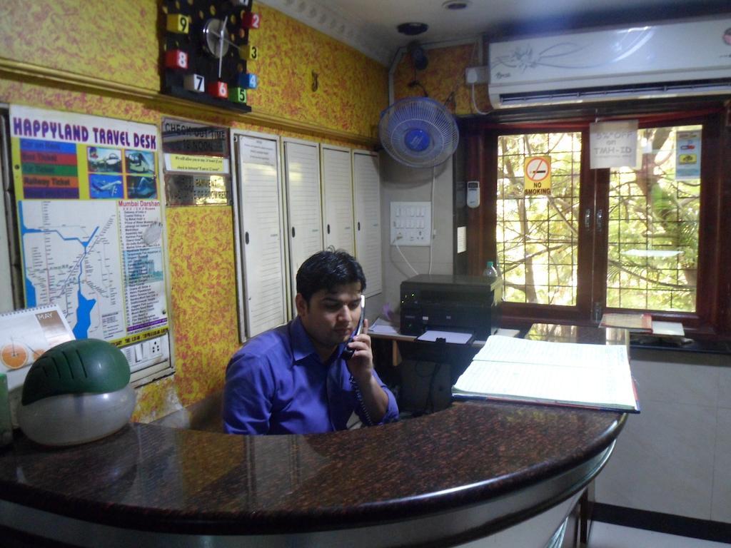 Hotel Happyland Mumbai Exterior foto