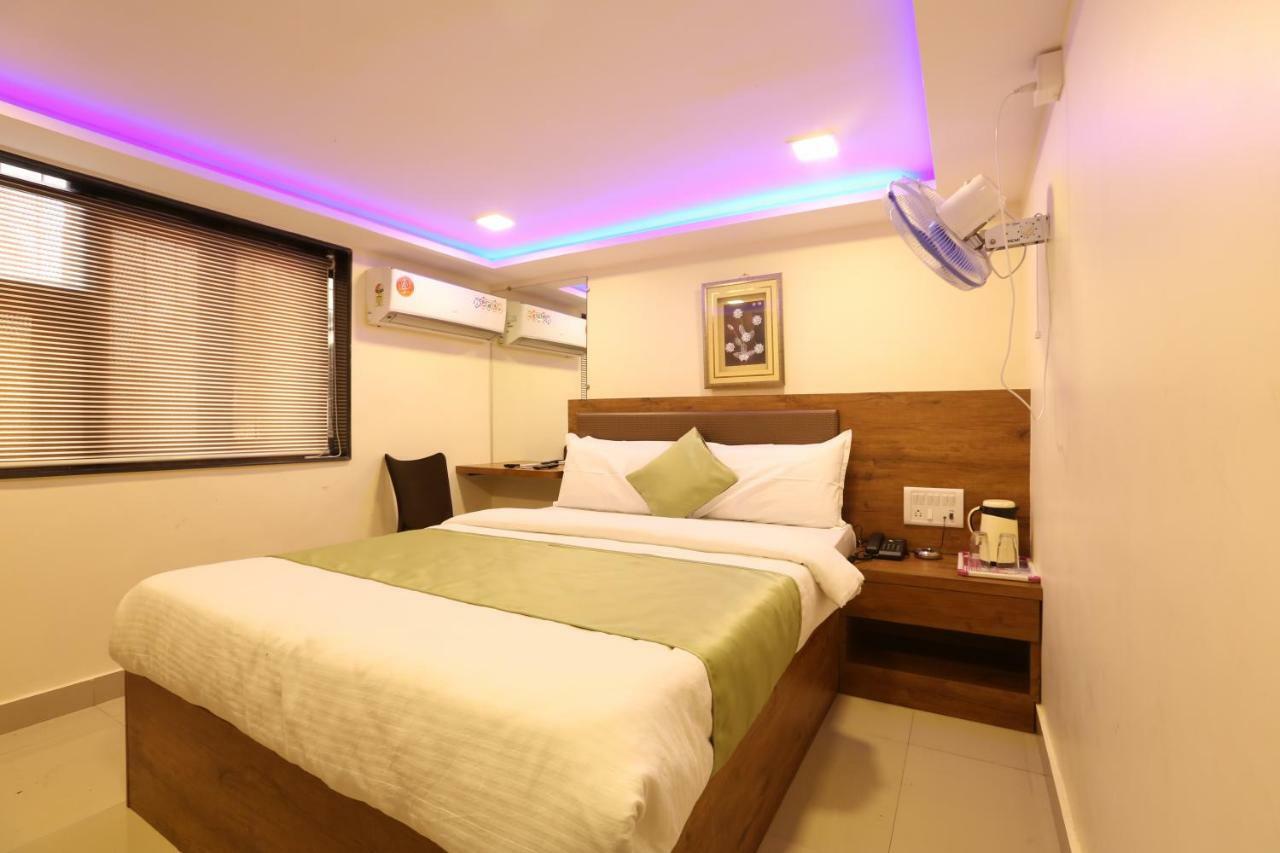 Hotel Happyland Mumbai Exterior foto