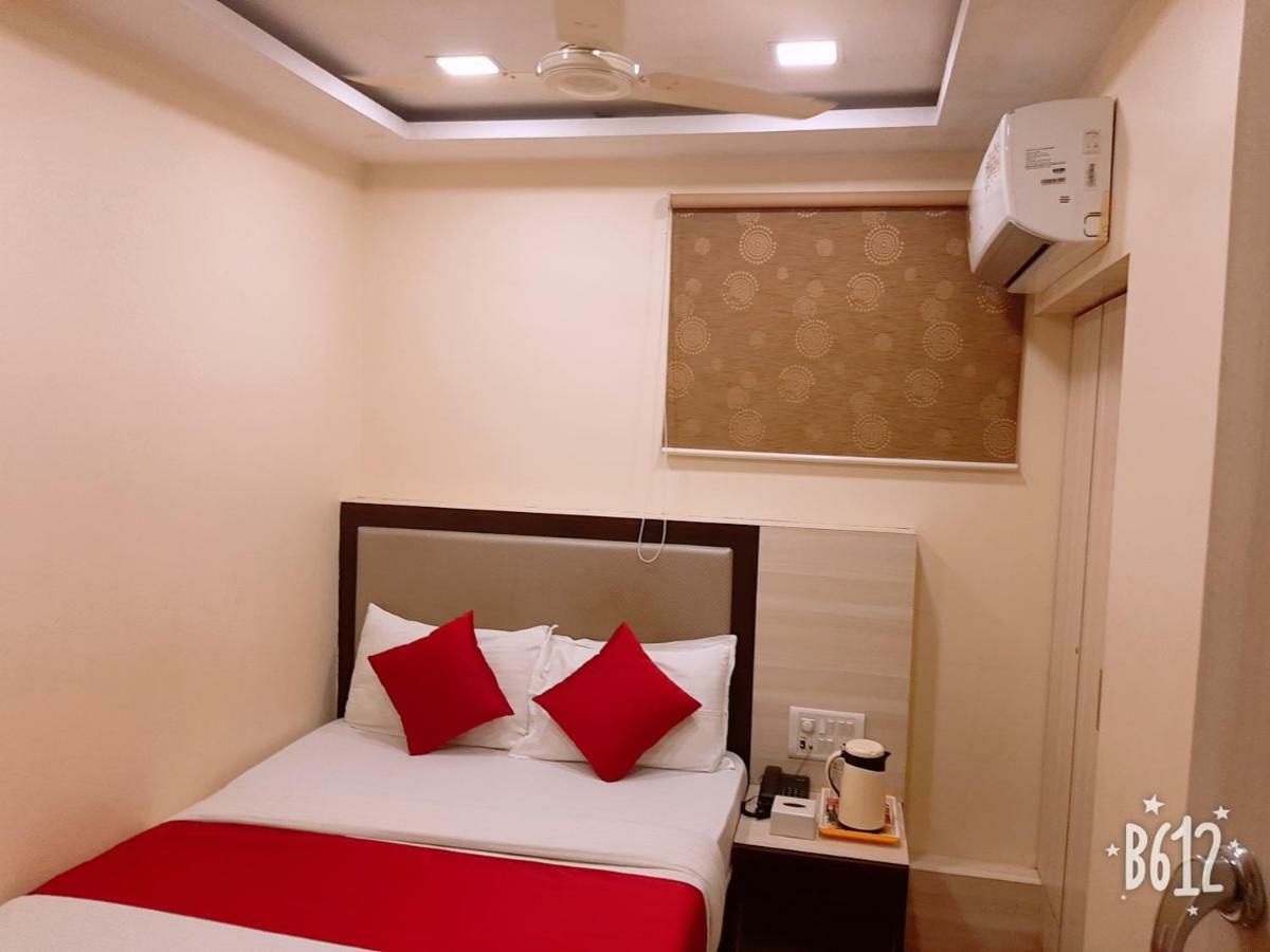 Hotel Happyland Mumbai Exterior foto