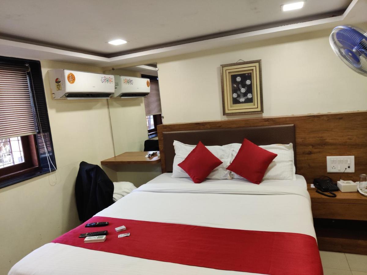 Hotel Happyland Mumbai Exterior foto