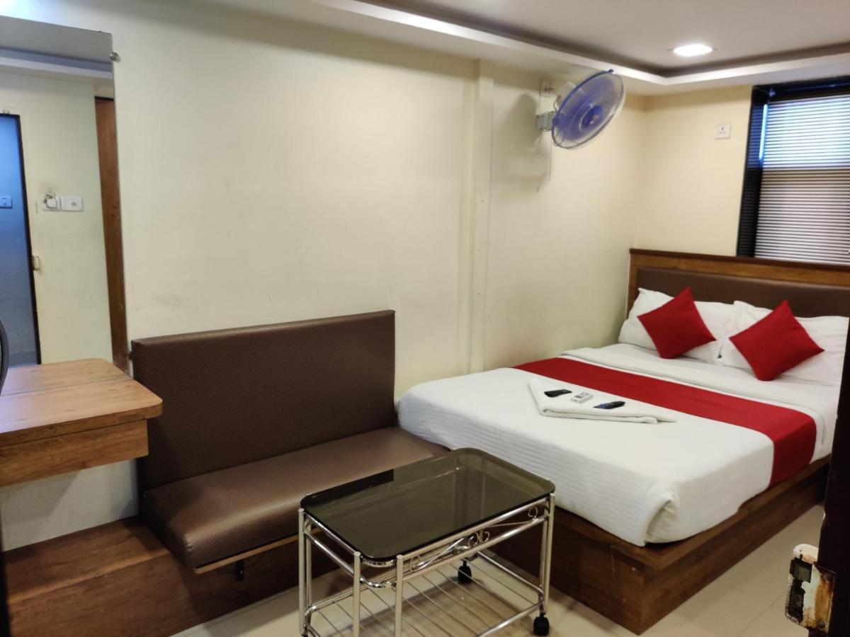 Hotel Happyland Mumbai Exterior foto