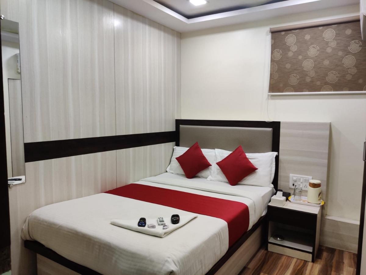 Hotel Happyland Mumbai Exterior foto