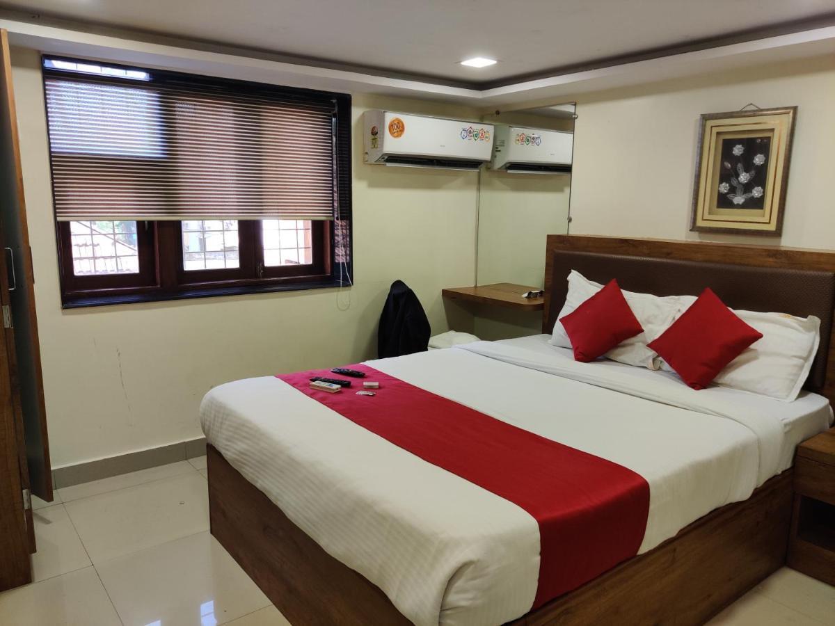 Hotel Happyland Mumbai Exterior foto
